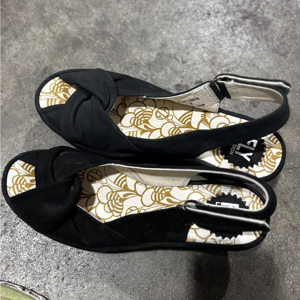 FLY LONDON Sandal black  Yata Knot Peep Toe Slingback Wedge Heel 38 US 8.5 - Picture 3 of 9